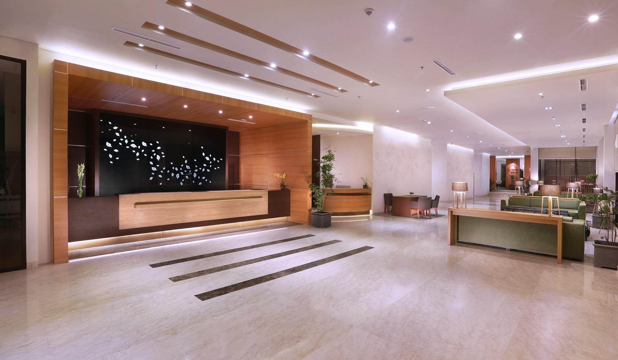 Aston Bojonegoro City Hotel Eksteriør billede