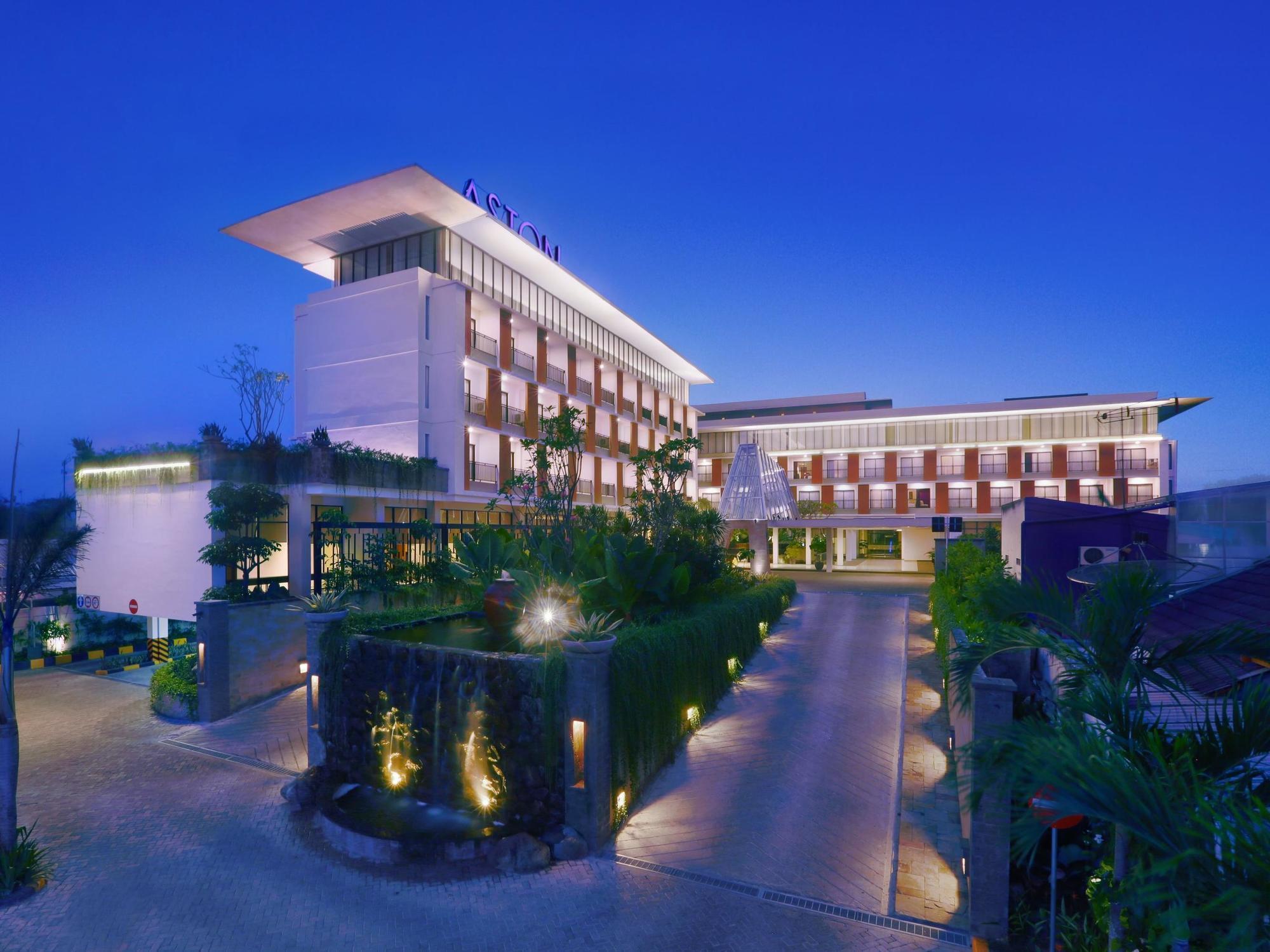 Aston Bojonegoro City Hotel Eksteriør billede