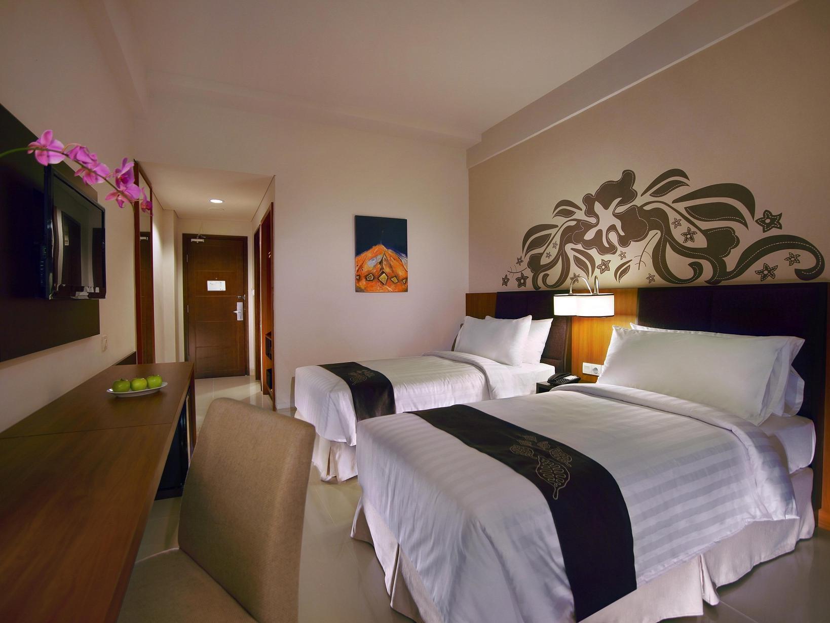 Aston Bojonegoro City Hotel Eksteriør billede