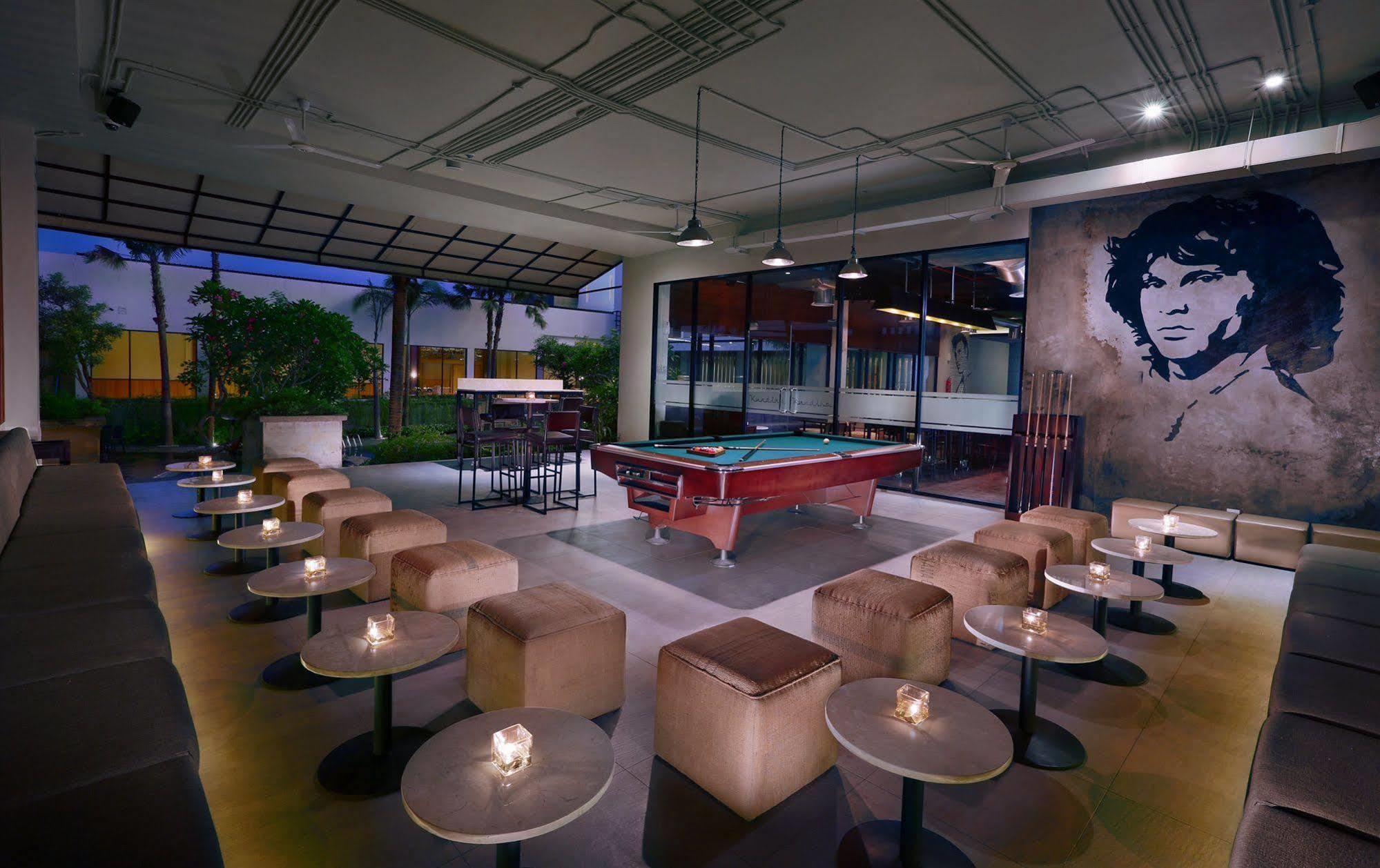 Aston Bojonegoro City Hotel Eksteriør billede